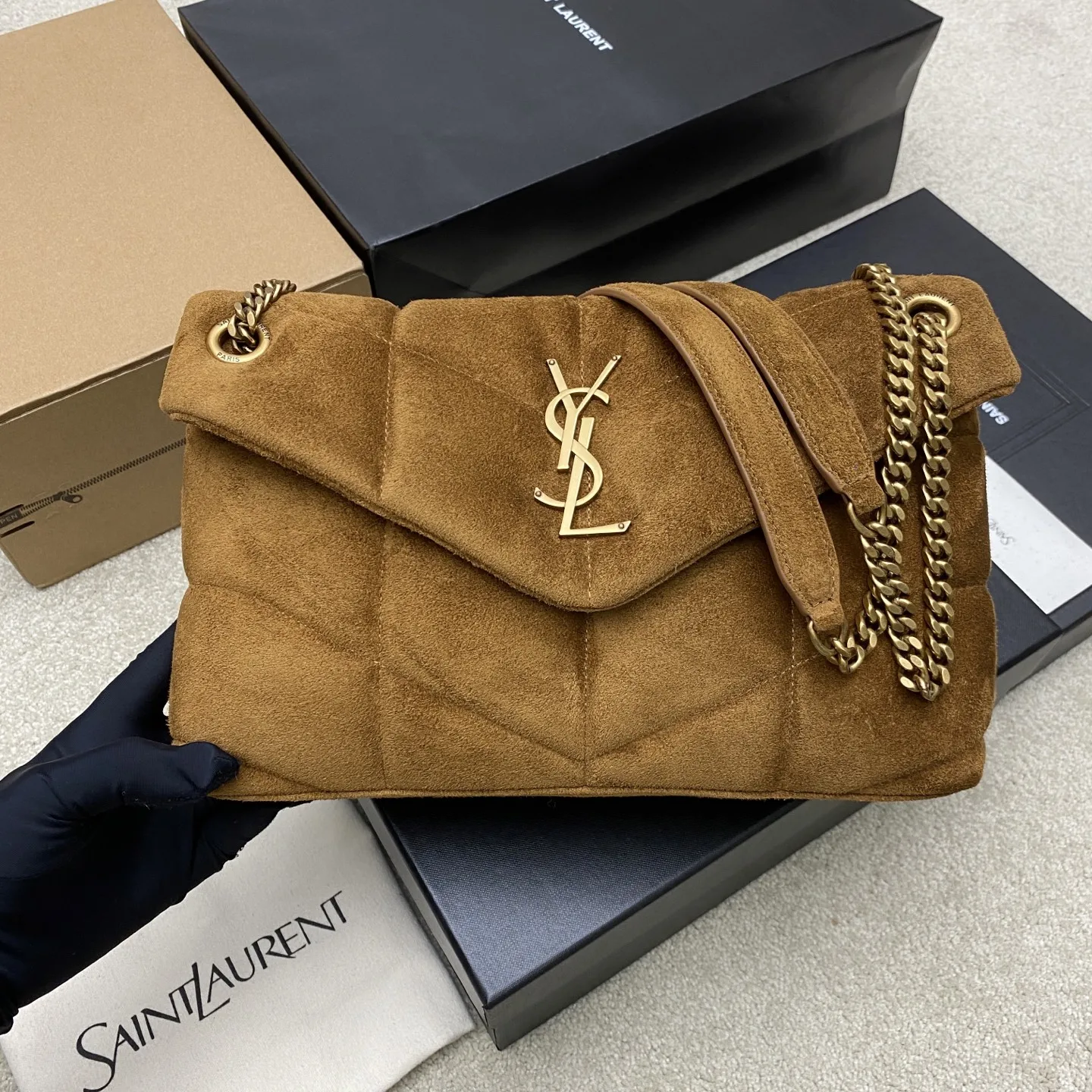 SAINT LAURENT 577476 LOULOU UFFER MEDIUM QUILTED SUEDE SHOULDER BAG SAINT LAURENT 577476 LOULOU UFFER MEDIUM QUILTED SUEDE SHOULDER BAG