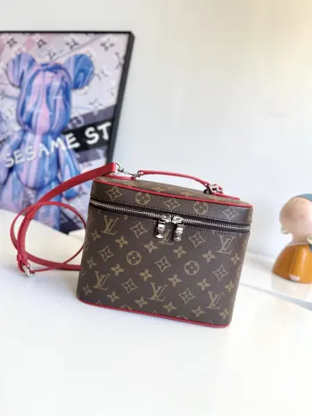 Overseas Original M12671 Nice BB Cosmetic Bag Handheld Crossbody Bag Replica Louis Vuitton womens bags