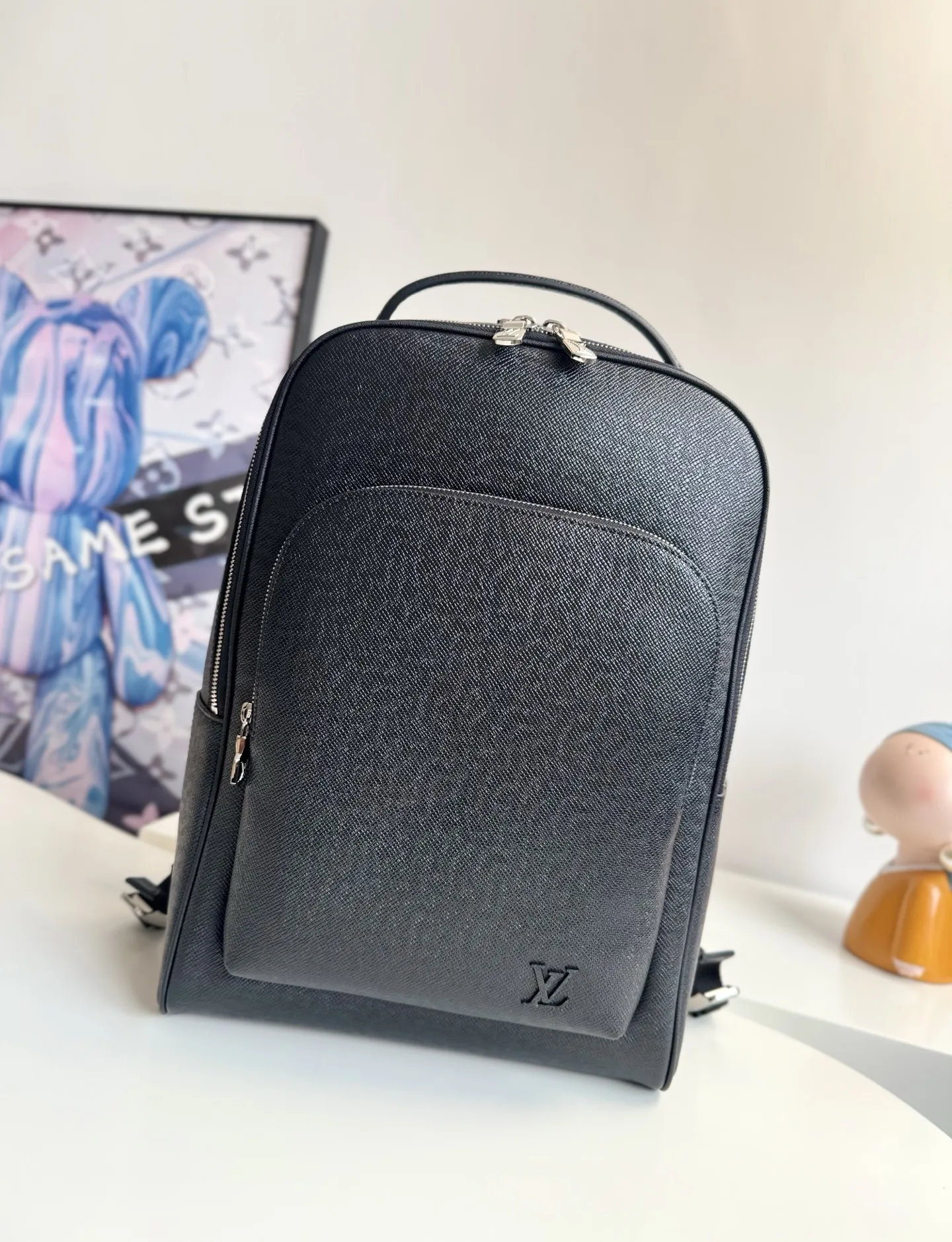 LV 海外原单M30977  Avenue 双肩包