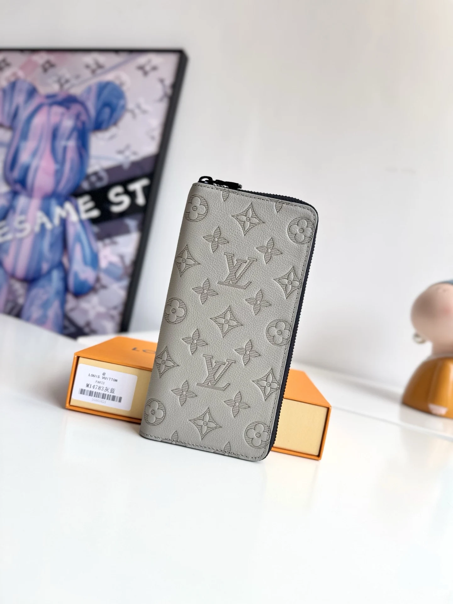 Louis Vuitton Overseas Original M14783 Zippy Vertical Wallet