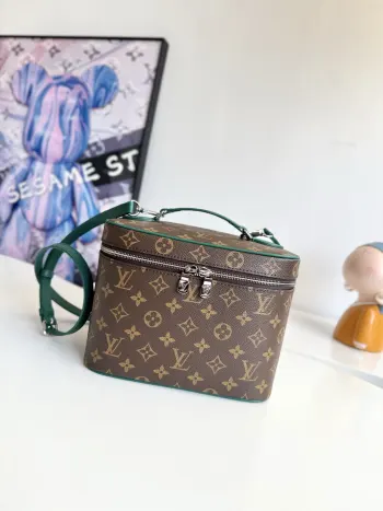 Overseas Original M12667 Nice BB Makeup Bag Handheld Crossbody Bag Replica Louis Vuitton womens bags