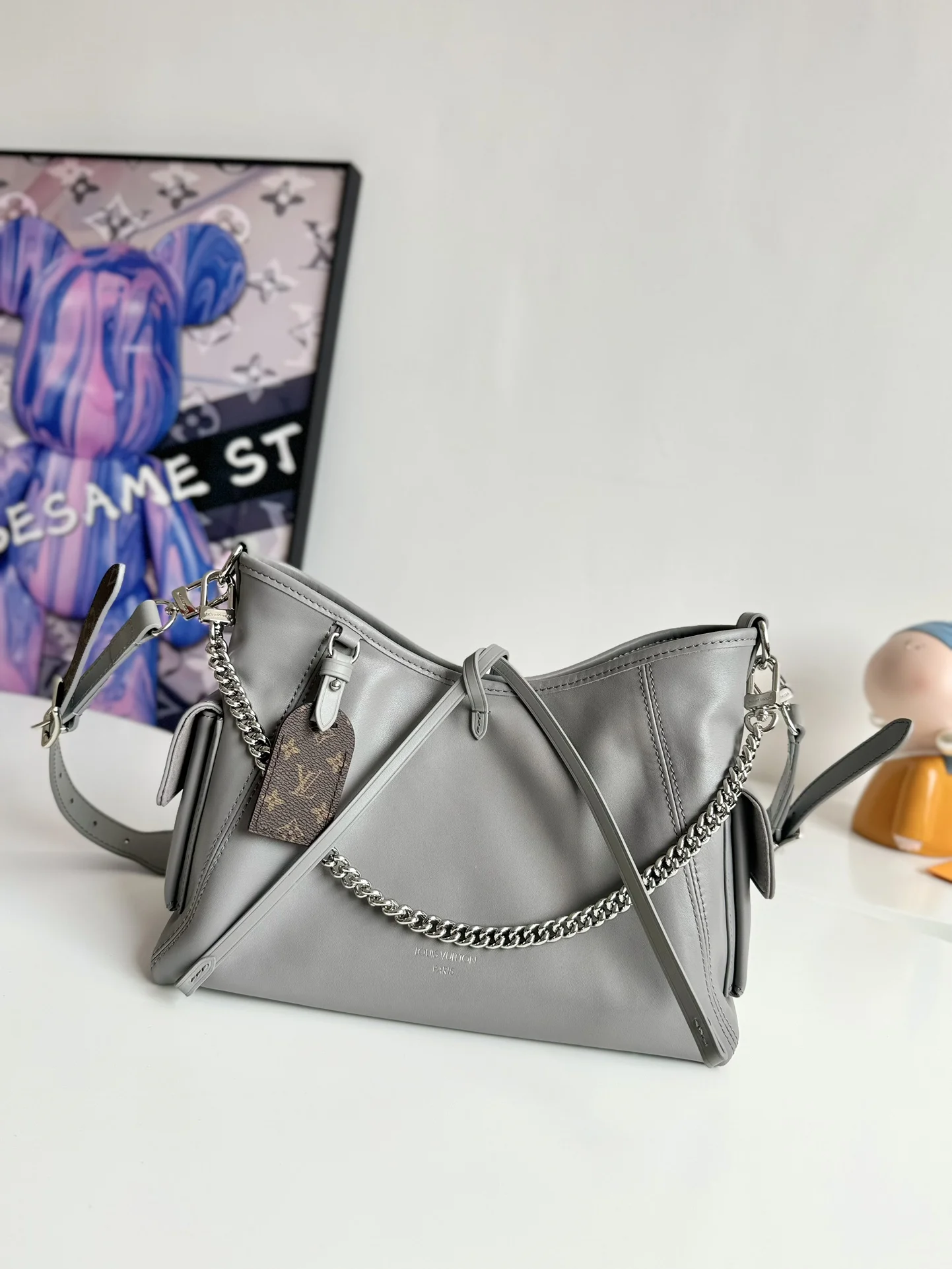 Louis Vuitton Overseas Original M12579 CarryAll Cargo Small Handbag Crossbody Bag