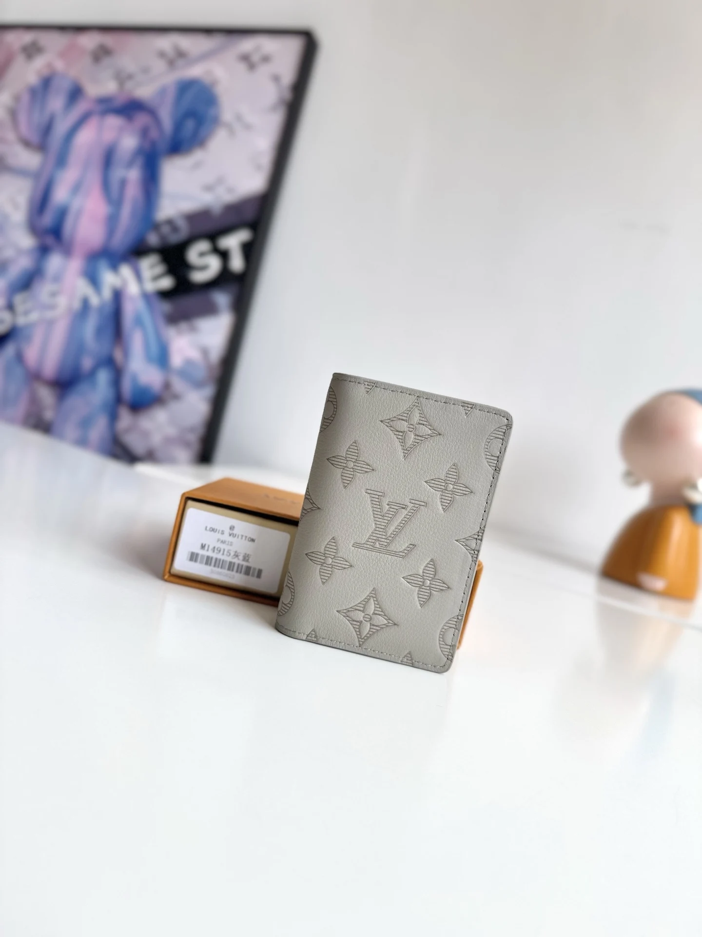 Louis Vuitton Overseas Original M14915 Pocket Clip Wallet