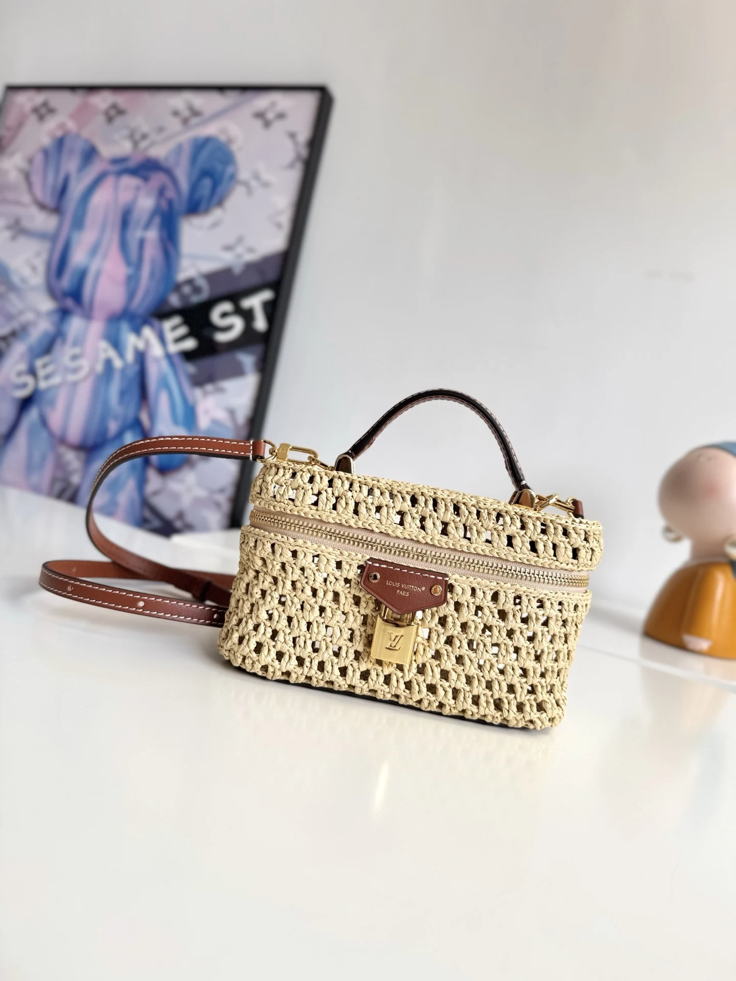 Louis Vuitton Original Overseas Order M14303 Vanity Chain Pouch Handbag/Crossbody Bag