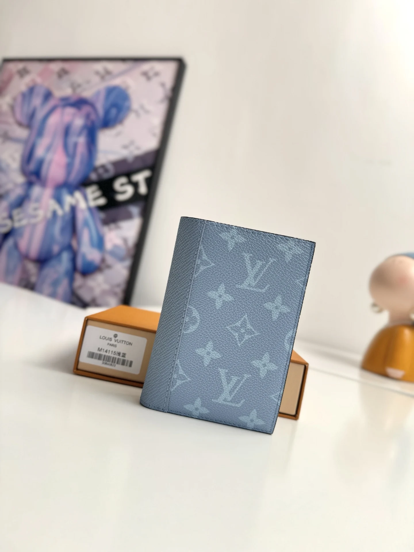 Louis Vuitton Original Overseas M14115 Passport Holder