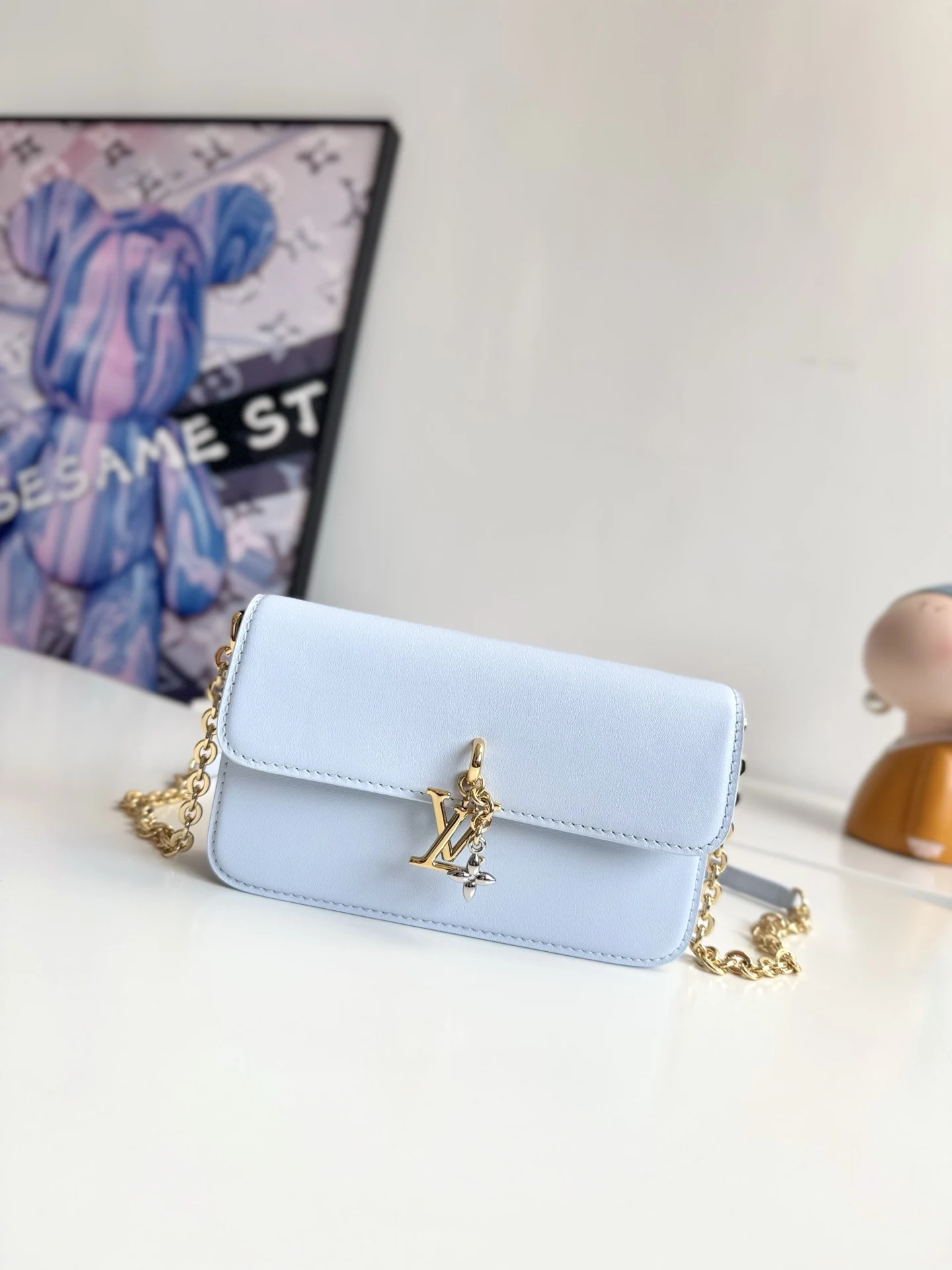 Louis Vuitton Overseas Original M14547 Wallet On Chain Handbag Women s Crossbody Bag