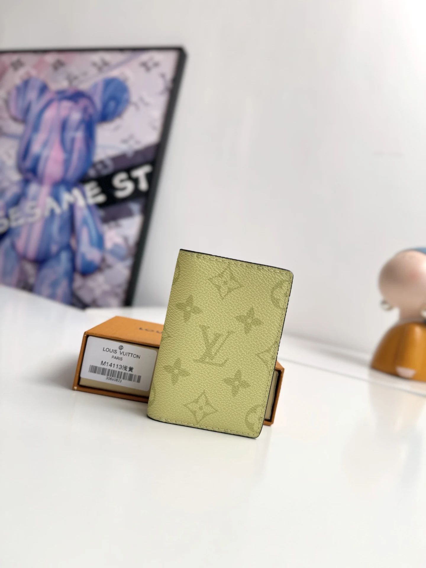 Louis Vuitton Original Overseas M14113 Pocket Organizer Wallet