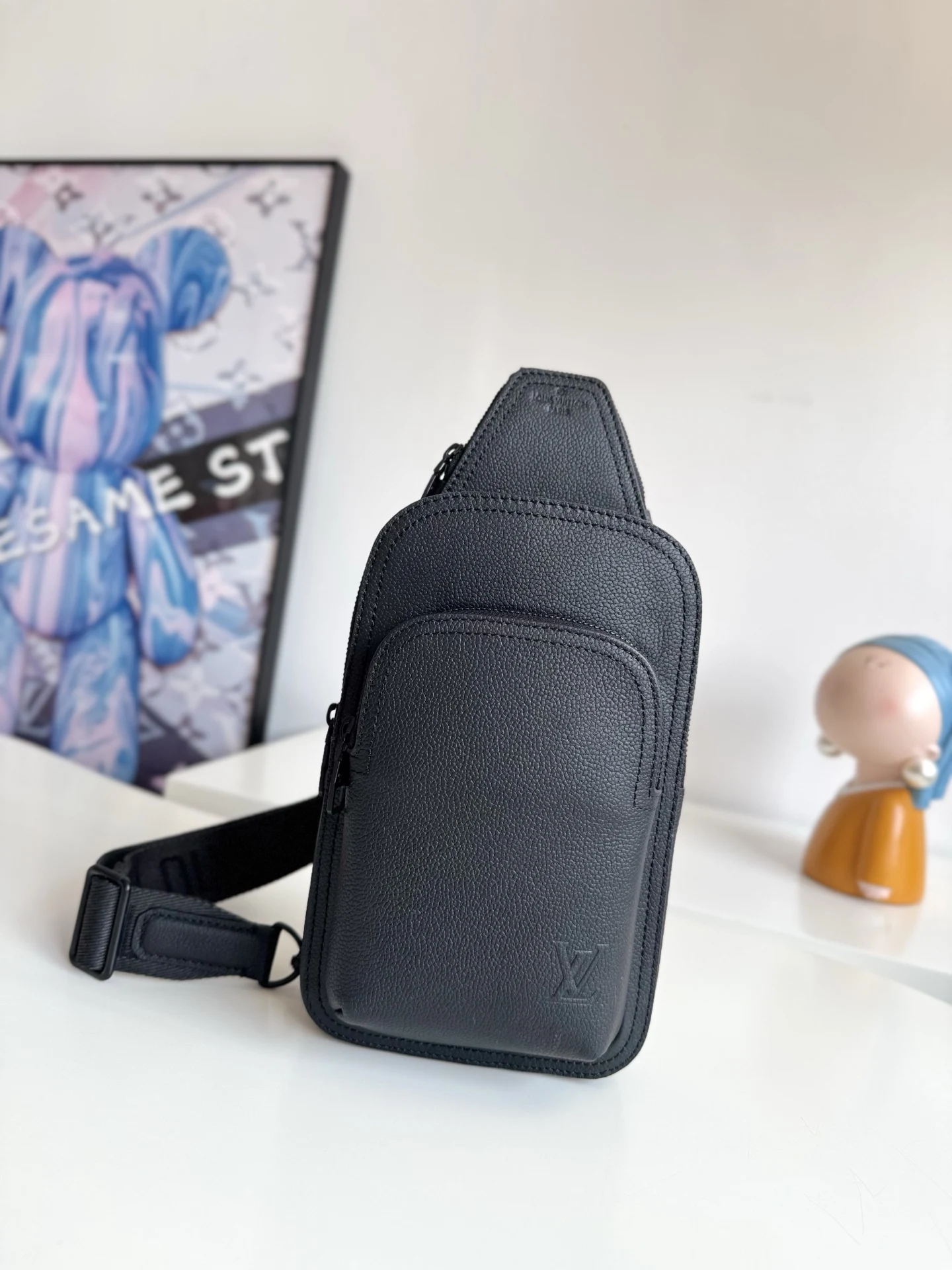 Louis Vuitton Original overseas order M15255 LV Aerogram chest bag Louis Vuitton Original overseas order M15255 LV Aerogram chest bag