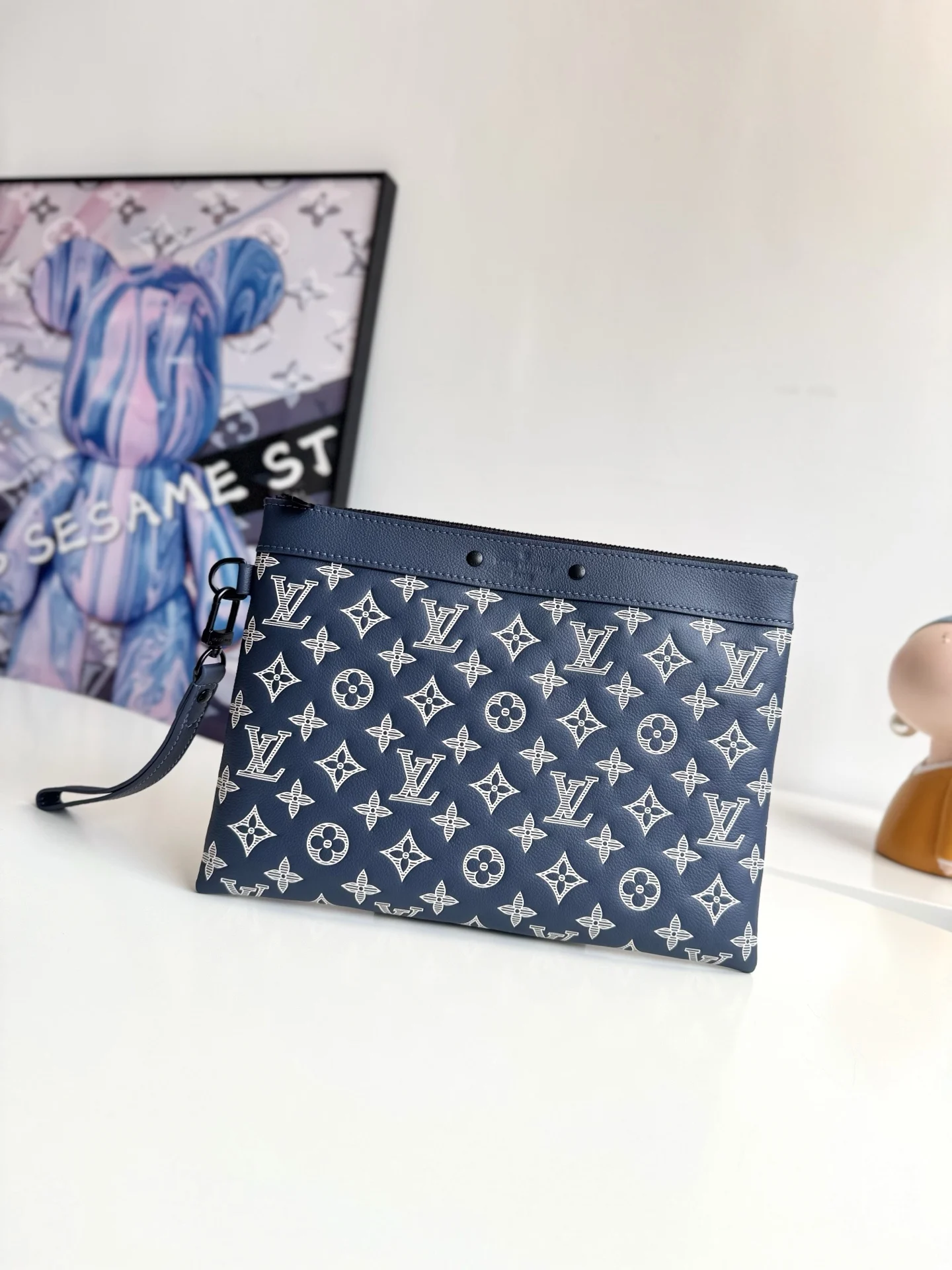 Louis Vuitton Overseas Original M83382 Pochette To-Go Clutch
