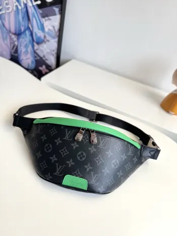 Overseas Original M25924 Discovery Bumbag Replica Louis Vuitton belt bags