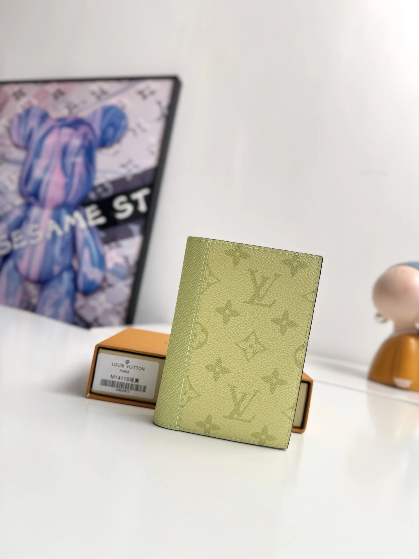 Louis Vuitton Original Overseas M14115 Passport Holder