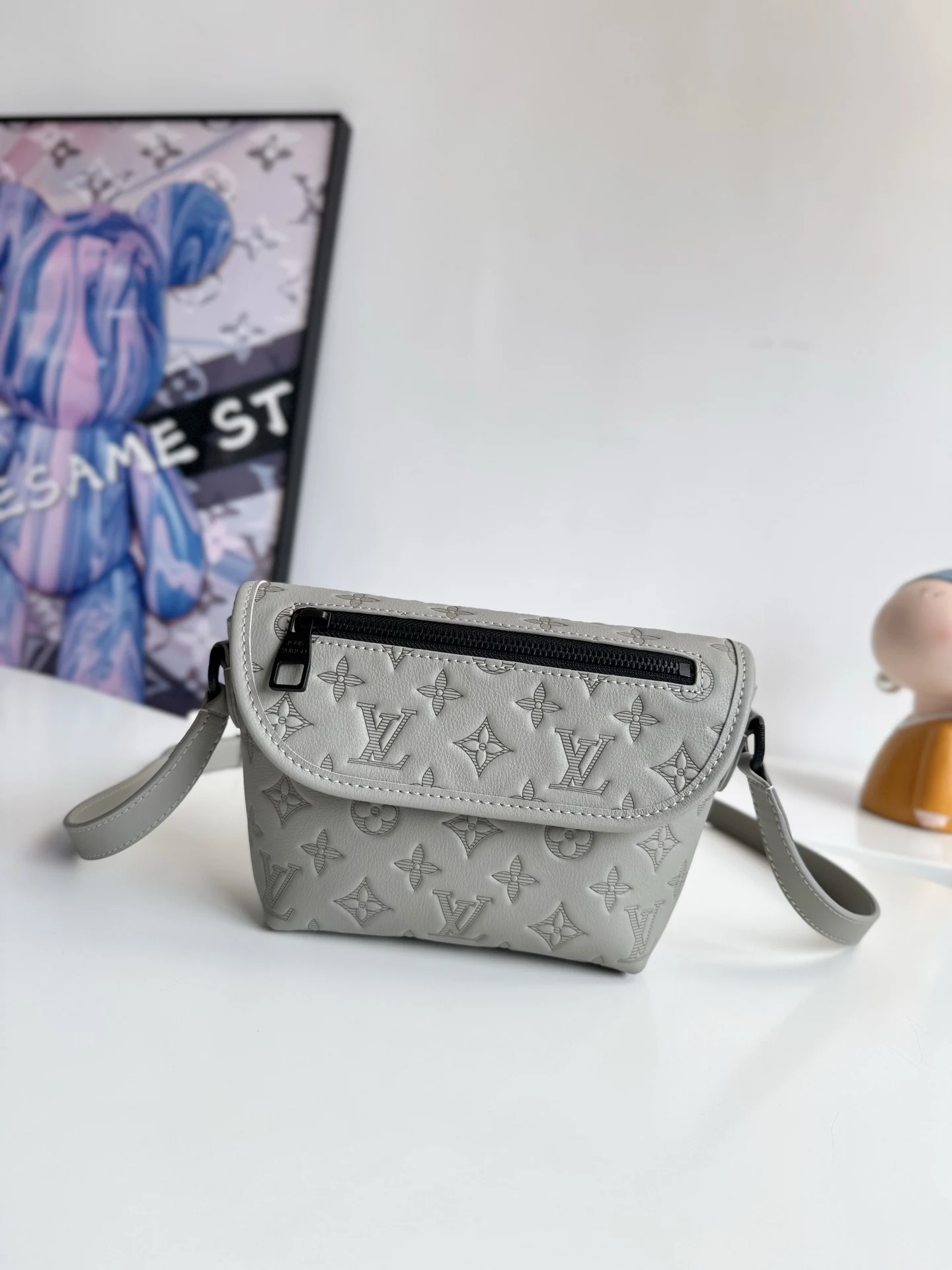 Louis Vuitton Overseas Original M14794 Pulse Mini Handbag Men s Crossbody Bag