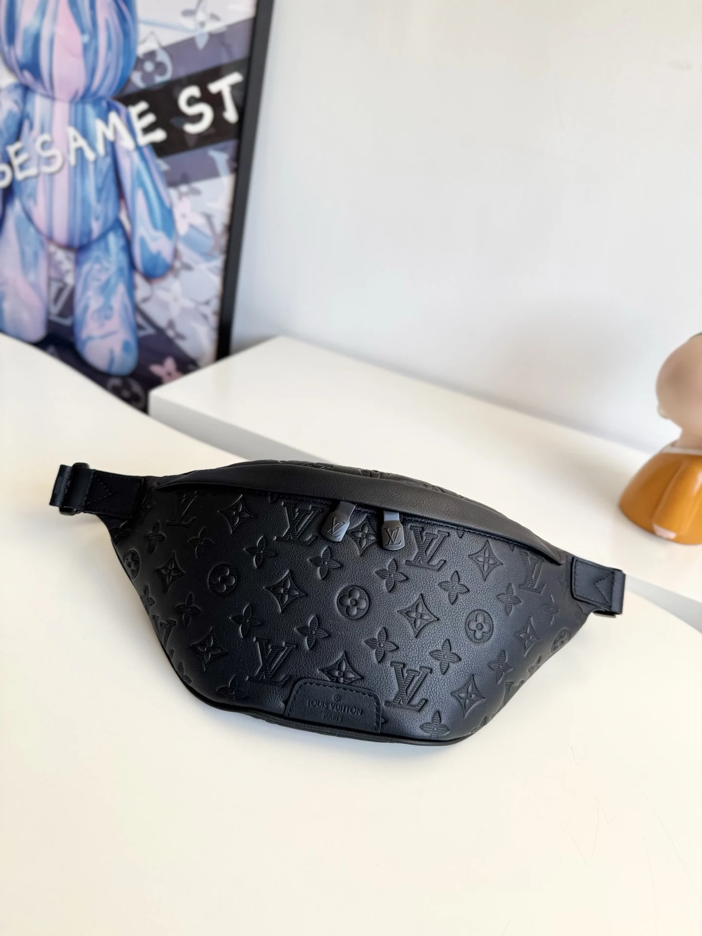 Louis Vuitton Overseas original M46036 Discovery waist bag Louis Vuitton Overseas original M46036 Discovery waist bag