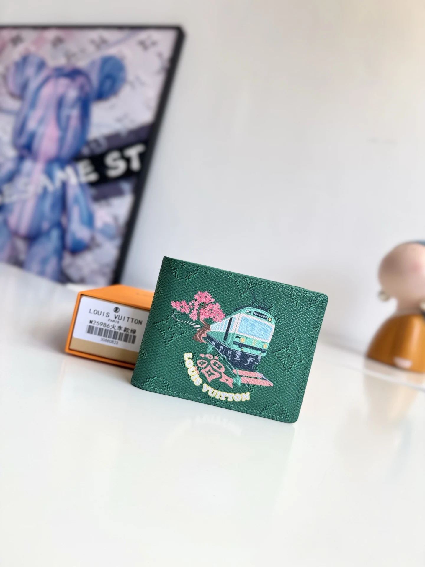 Louis Vuitton Overseas Original M25986 Wallet