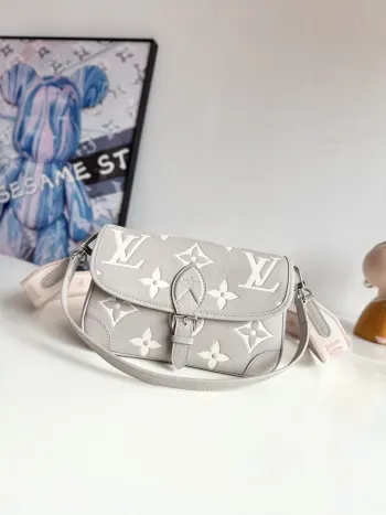 Overseas Original M14214 Diane Handbag Crossbody Bag Replica Louis Vuitton womens bags