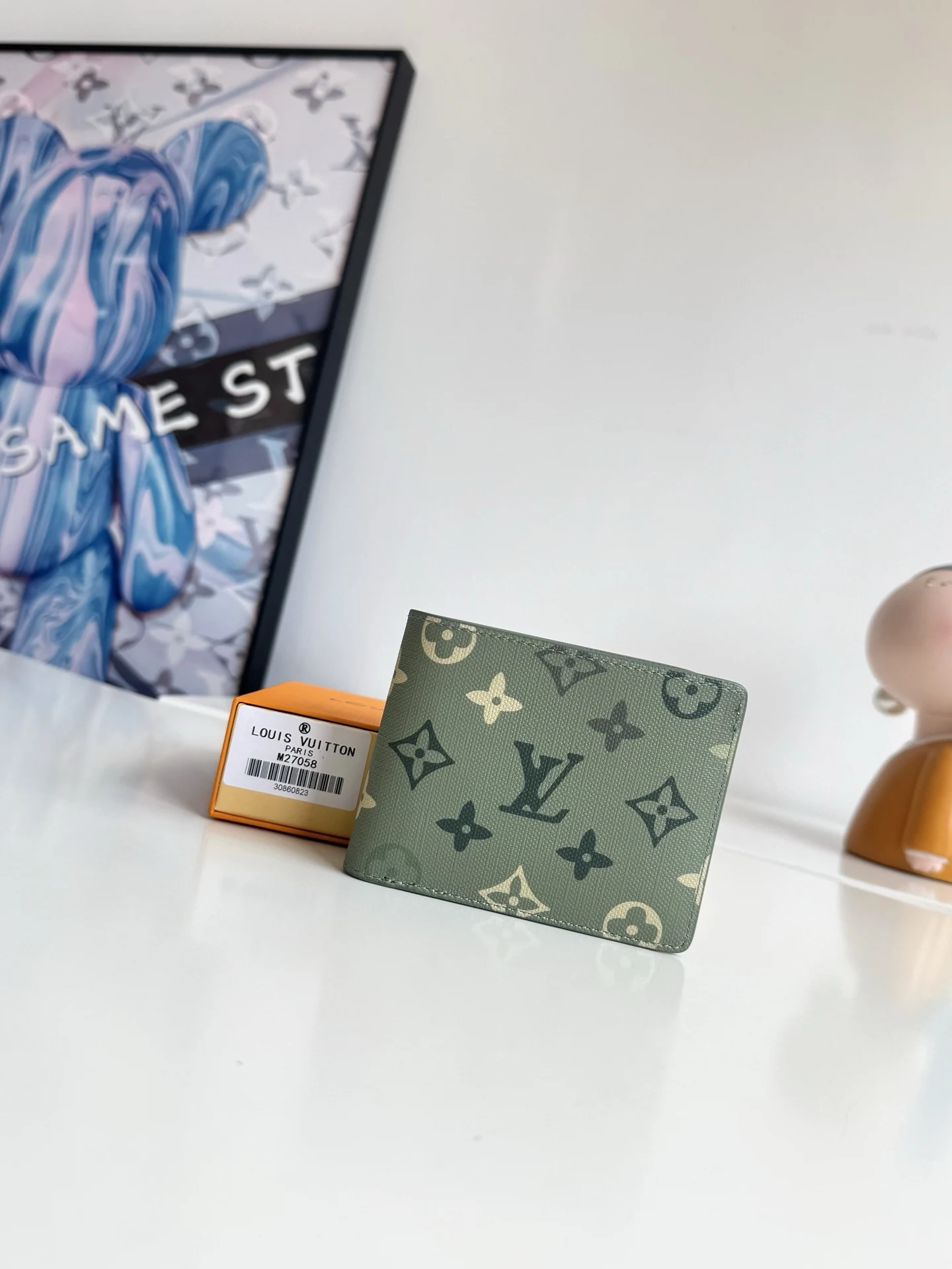Louis Vuitton Overseas Original M27058 Multiple Wallet