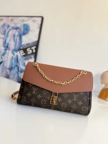 Overseas Original M27065 PM Tote Bag Crossbody Bag Replica Louis Vuitton womens bags