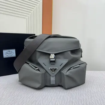 2VD062 尼龙男包斜跨包 高仿普拉达男包