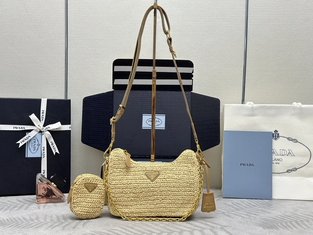 普拉达 1BC204 纯手工编织草编三合一 斜挎包 单肩背包 普拉达 1BC204 纯手工编织草编三合一 斜挎包 单肩背包