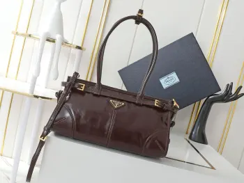 1BA426 Soft Lux油腊皮小号 手提斜挎包 高仿普拉达女包