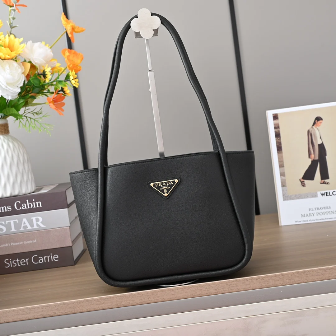 普拉达 1BG539 新品单肩背包