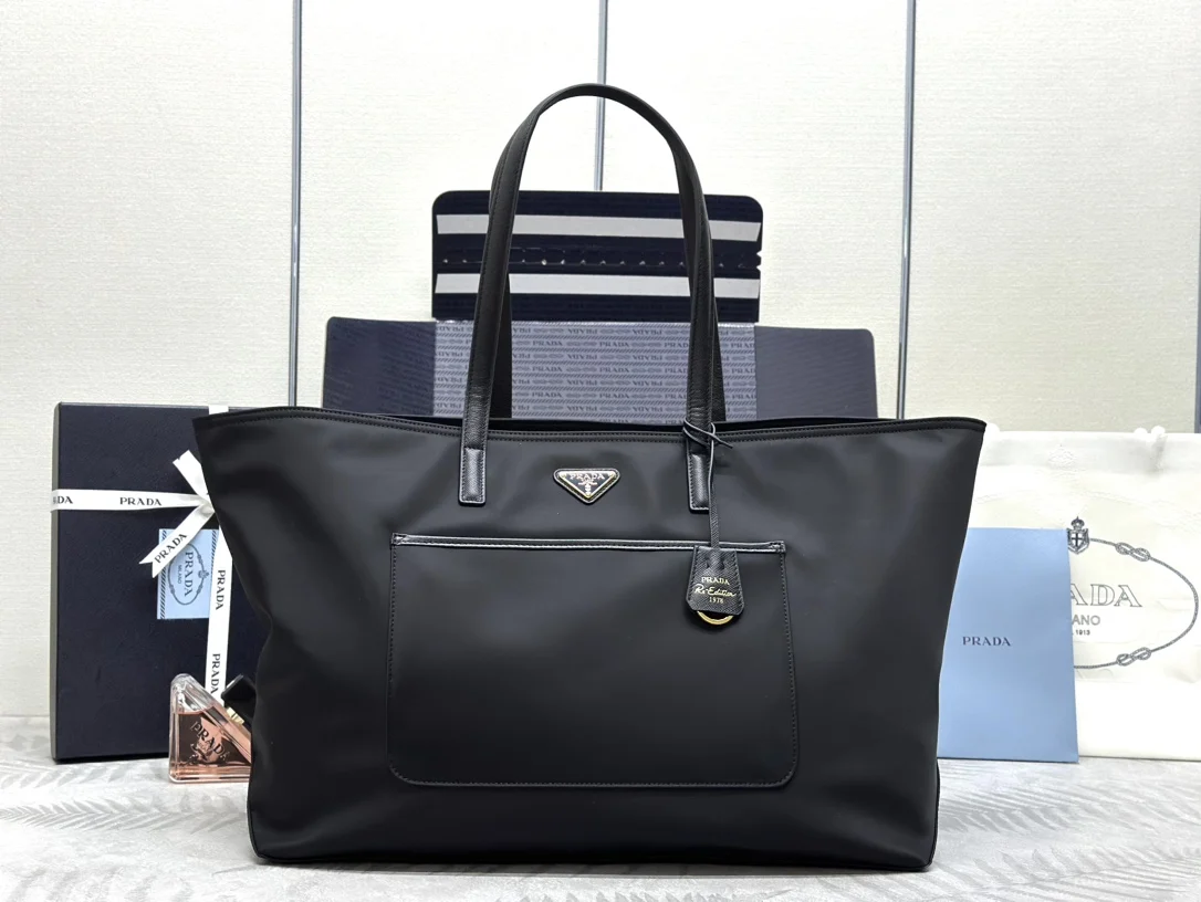 普拉达 1BG527 新款托特包 单肩背包