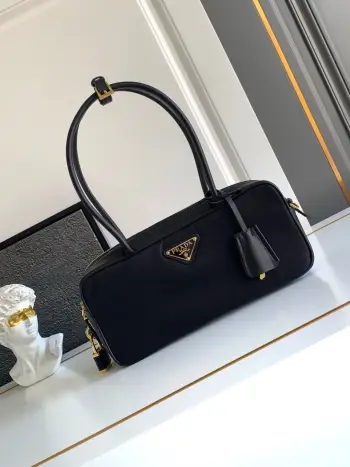 1BB133 新款尼龙锁头包 单肩背包 高仿普拉达女包