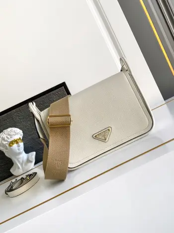 1BD372 Lindy New Crossbody Bag Replica Prada womens bags