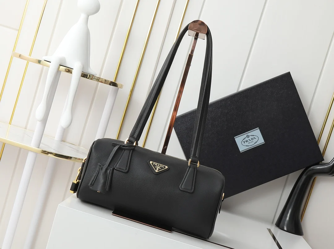 普拉达 1BB127 长手柄保龄球包 单肩背包 普拉达 1BB127 长手柄保龄球包 单肩背包