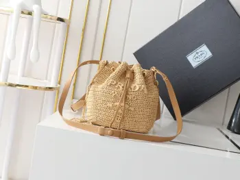 1BE068 草编水桶包 斜挎包 高仿普拉达女包