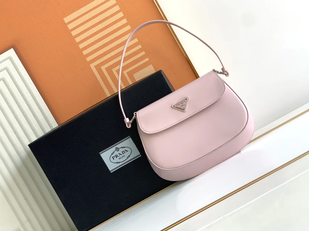普拉达 1BD311 新款中古腋下包 单肩背包 普拉达 1BD311 新款中古腋下包 单肩背包