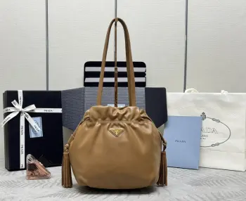 1BG541 小羊皮福袋包 单肩背包 高仿普拉达女包