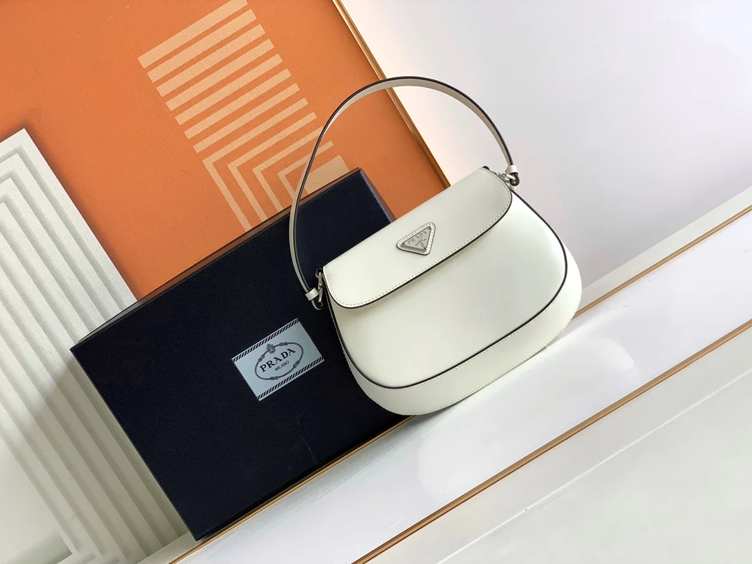 Prada 1BD311 New Vintage Underarm Bag Shoulder Backpack Prada 1BD311 New Vintage Underarm Bag Shoulder Backpack