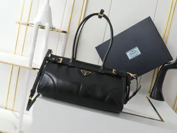 1BA426 Soft Lux油腊皮小号 手提斜挎包 高仿普拉达女包