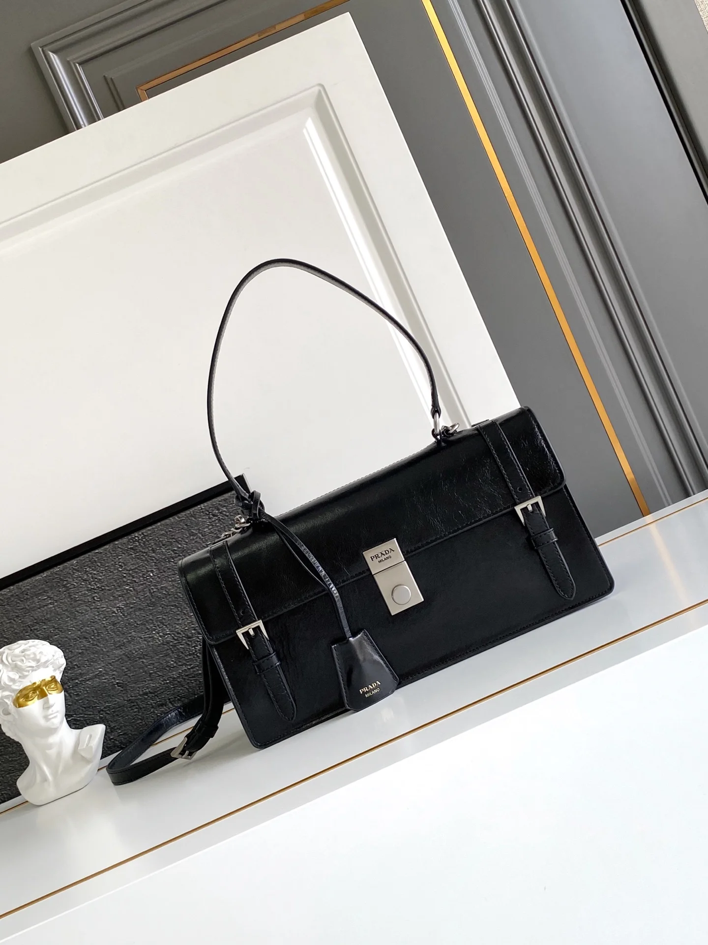 普拉达 1BN026 新款笔筒包 手提斜挎包