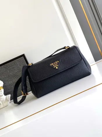 1BN022 新款单肩包 手提斜挎包 高仿普拉达女包