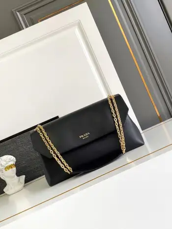 1BD367 新款链条包手提包 斜挎包 高仿普拉达女包