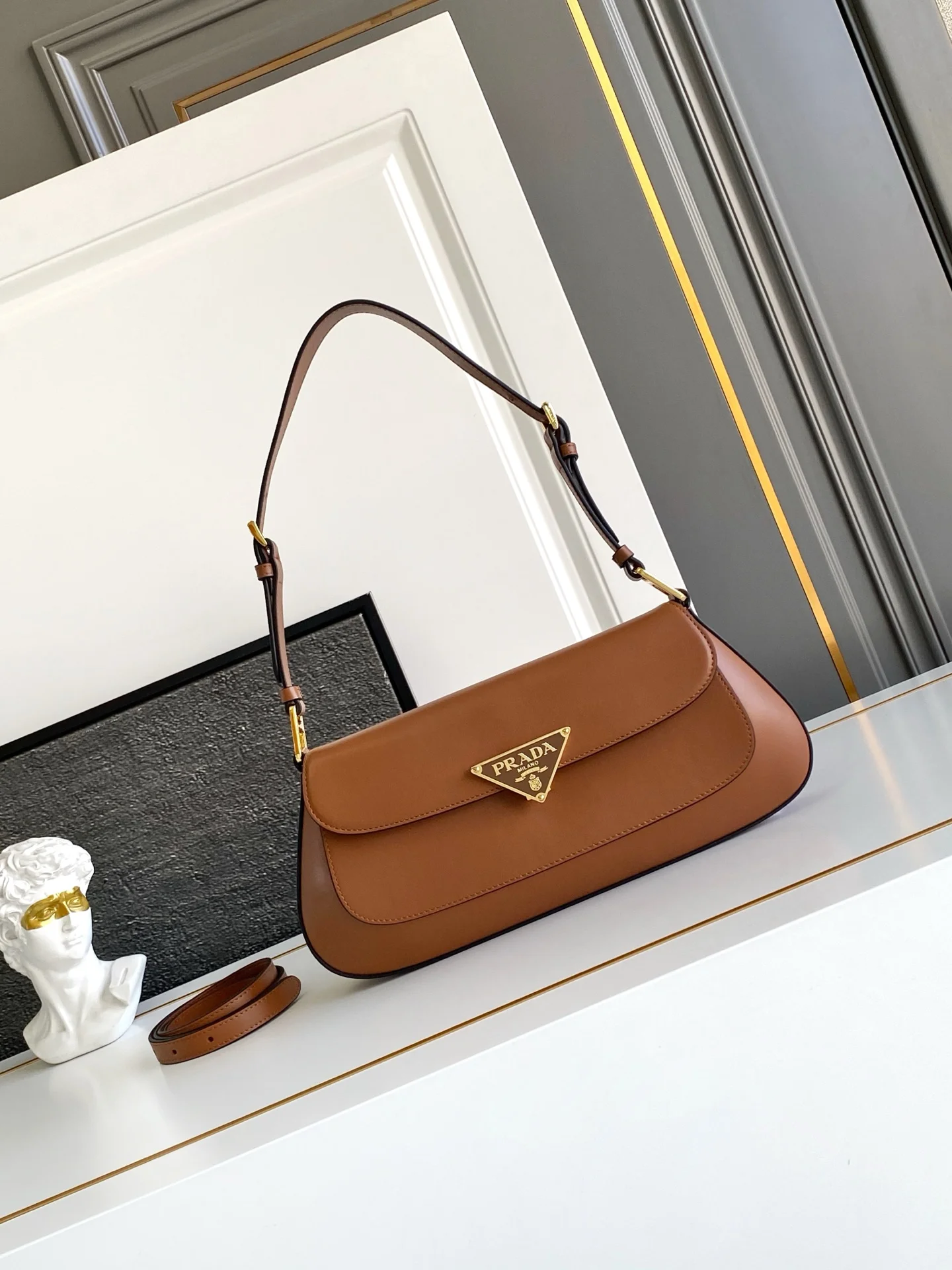 普拉达 1BD344 腋下包 单肩背包