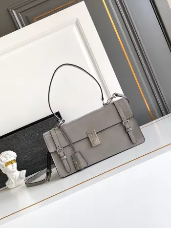 1BN026 新款笔筒包 手提斜挎包 高仿普拉达女包