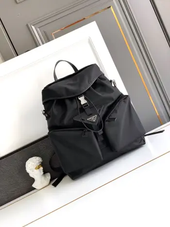 2VZ108 New Men s Backpack Replica Prada belt bags