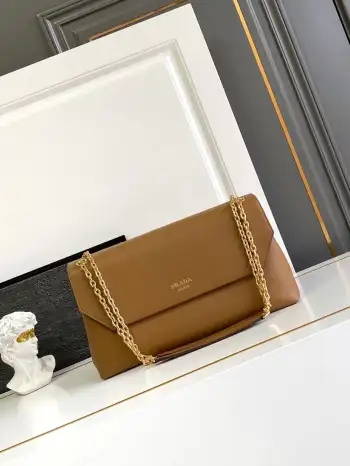 1BD367 新款链条包手提包 斜挎包 高仿普拉达女包