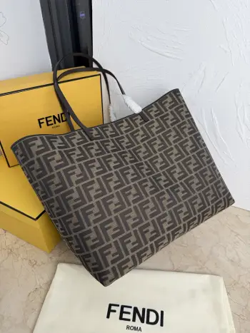 Baguette Bag Large Shopping Bag Shoulder Bag Replica Fendi womens bags