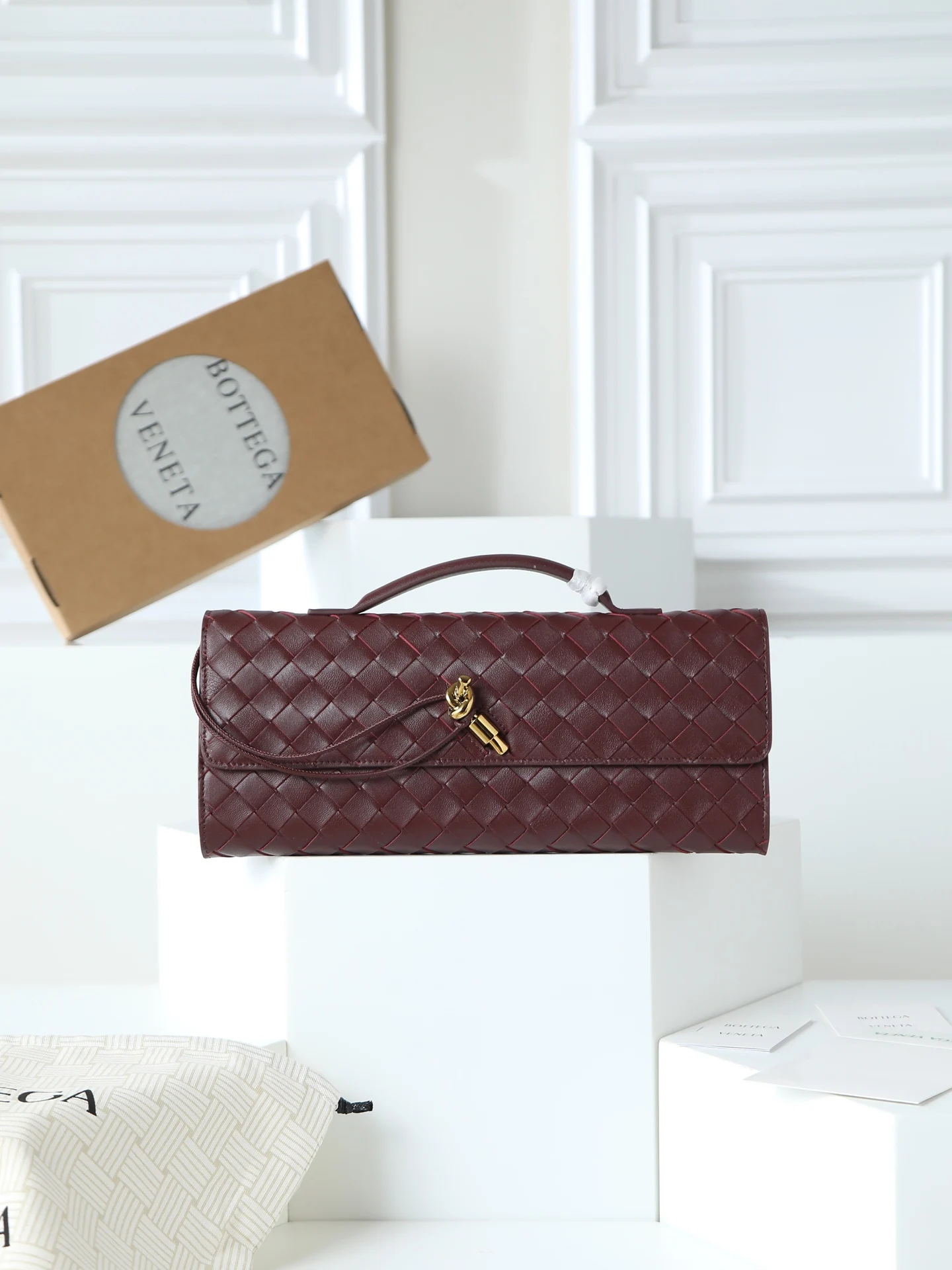 BV 741511 晚宴手包 手拿包