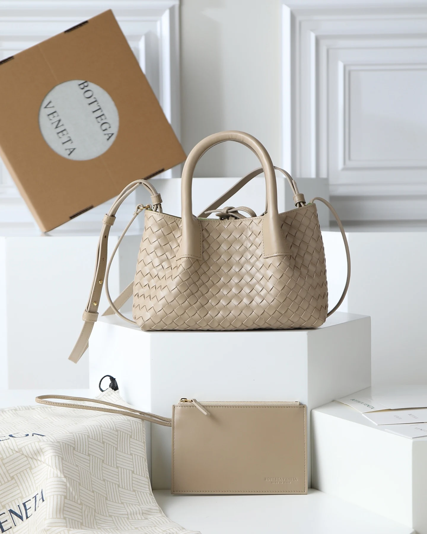 BV 819004 新品pinacoteca 斜挎包 BV 819004 新品pinacoteca 斜挎包