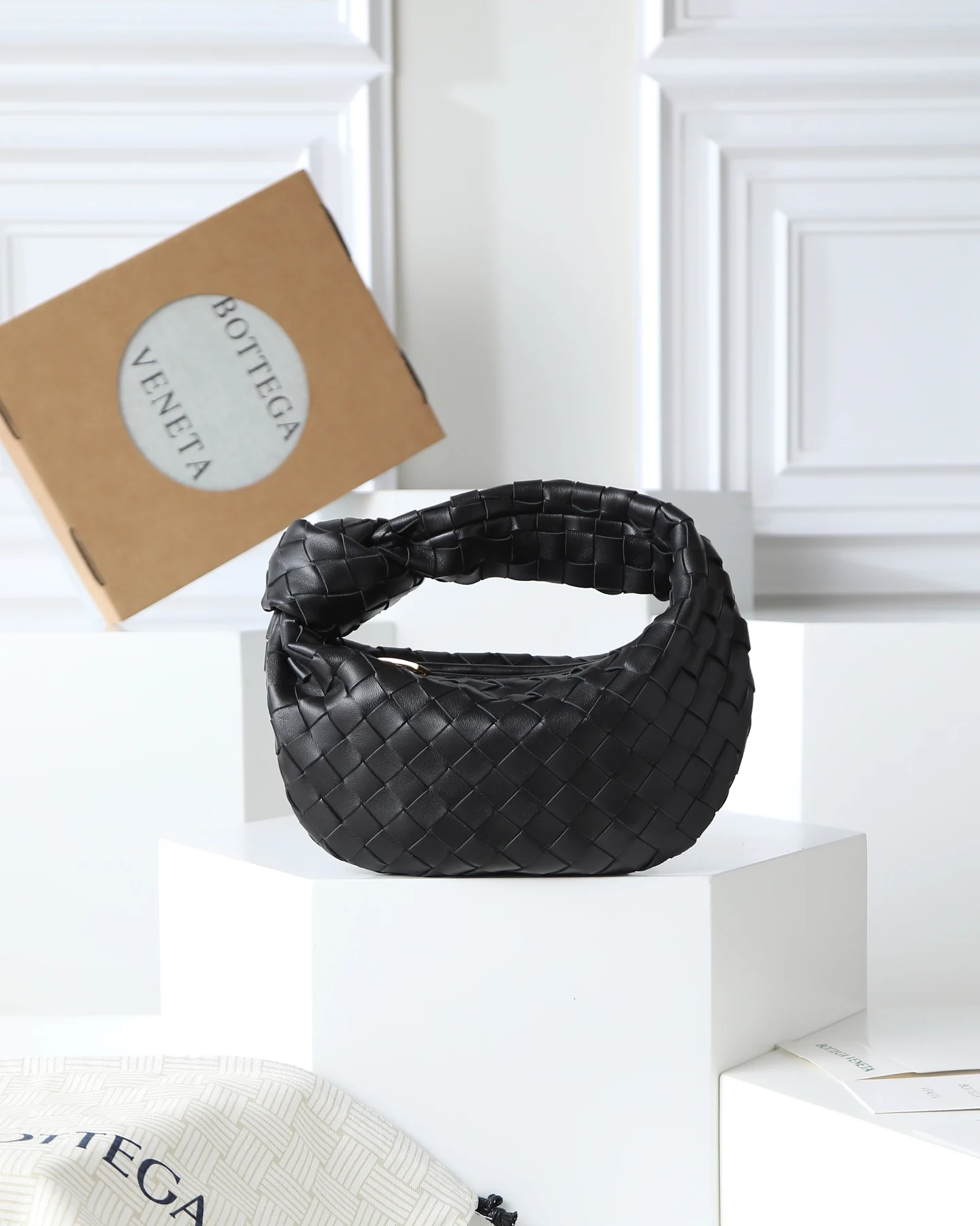 BV 651876 编织打结hobo 手提包 BV 651876 编织打结hobo 手提包