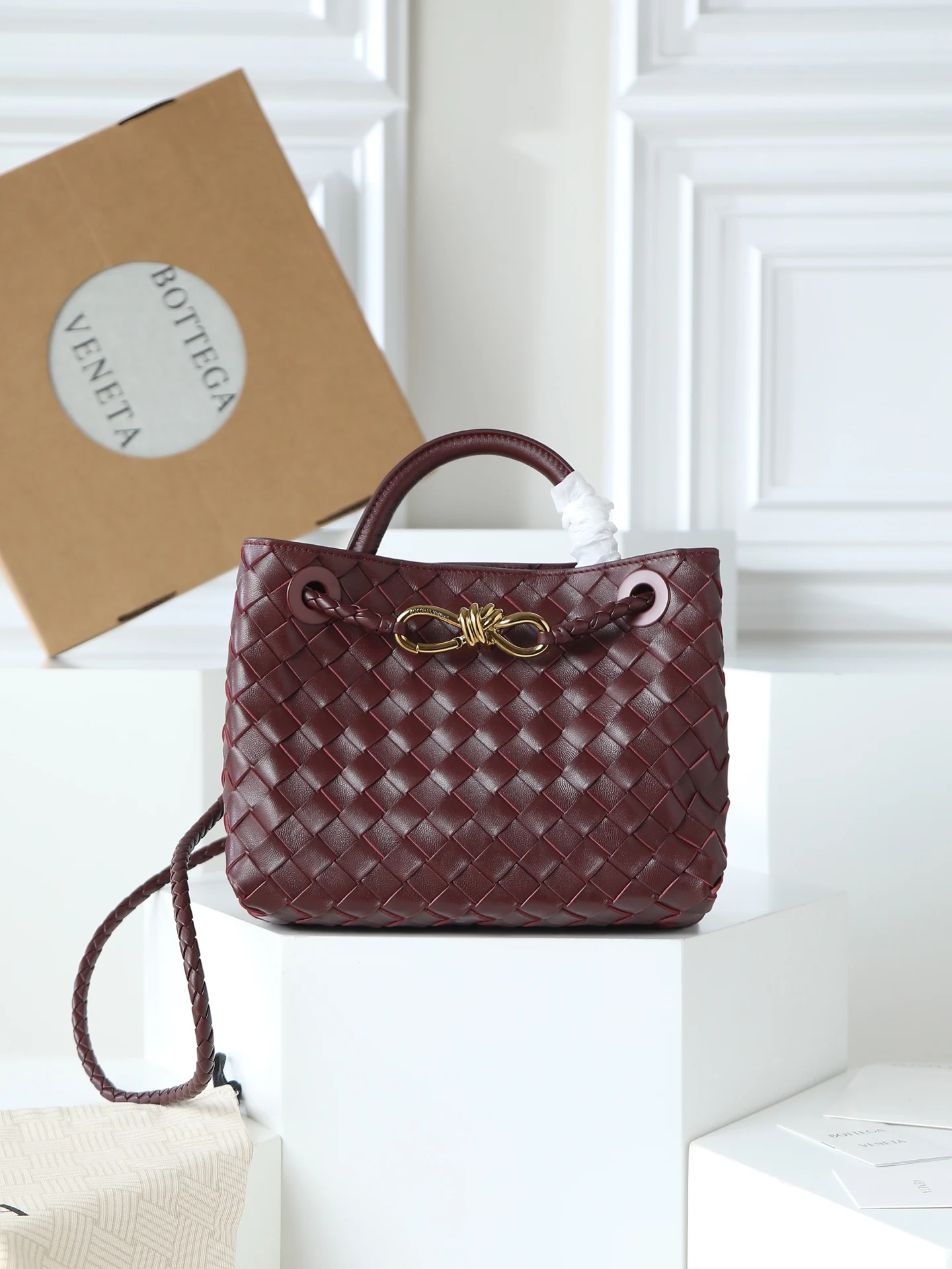 Bottega Veneta 766014 Andiamo woven handbag crossbody bag