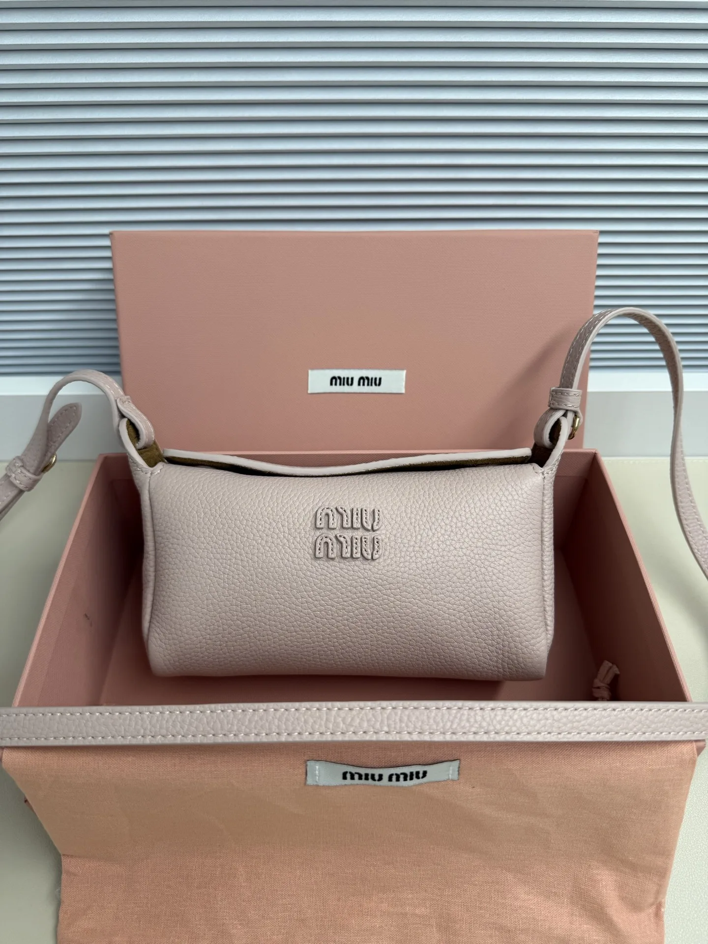 缪缪 5BE097 小方包 斜挎包