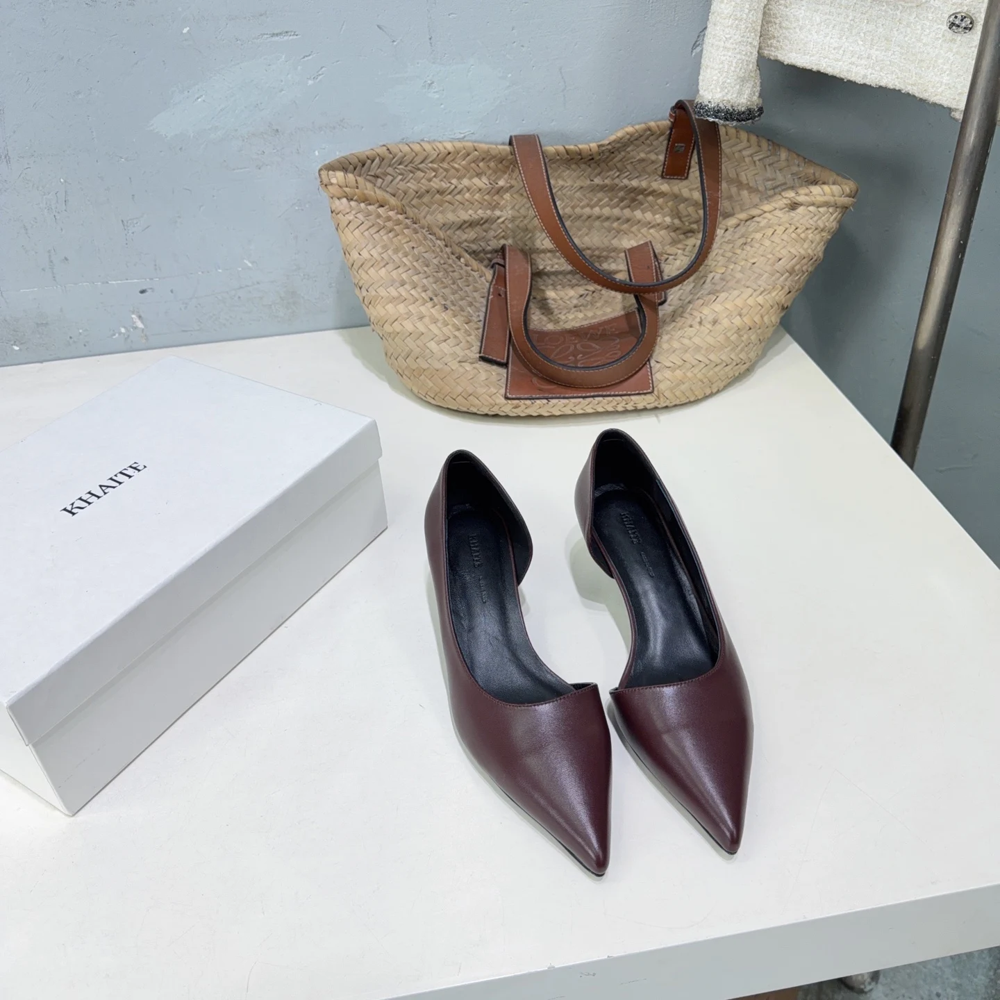 Khaite Khaite Spring/Summer 2026 New Simple Hollow Pointed-Toe Kitten Heel Shoes