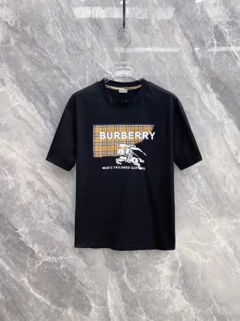 2026 Spring/Summer New Collection Exclusive - Latest Boutique Short-Sleeve Crew Neck T-Shirt Replica Burberry Tshirts and Polos