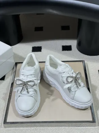 26s Spring/Summer New Style Round Toe Thick Sole Rhinestone Bowknot Little White Shoes Replica JimmyChoo Womens Sneakers